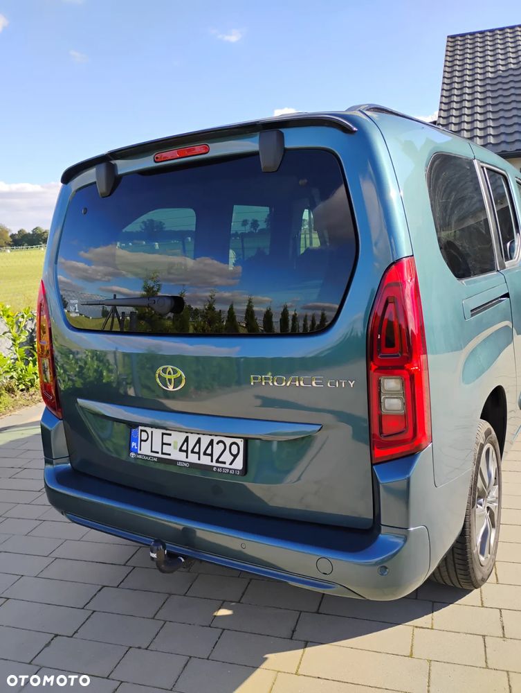 Toyota Proace City Verso Long 1.5 D-4D Family - 2