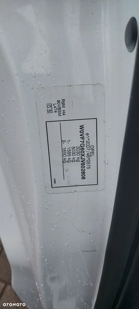 Opel VIVARO - 22