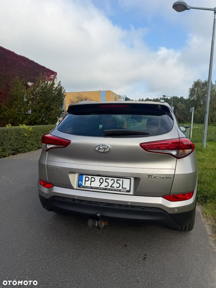 Hyundai Tucson 1.7 CRDI BlueDrive GO 2WD - 6
