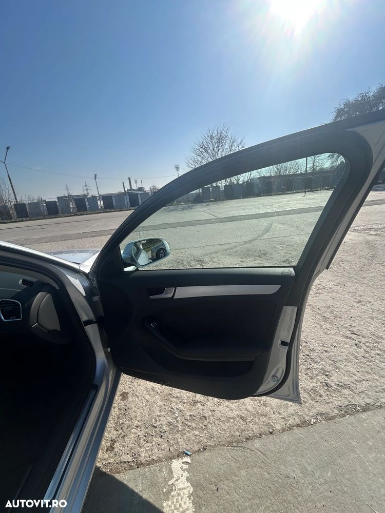 Audi A4 2.0 TDI DPF multitronic Attraction - 18