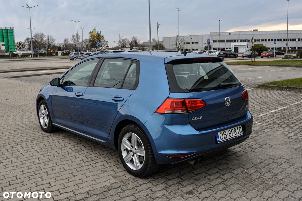 Volkswagen Golf - 3