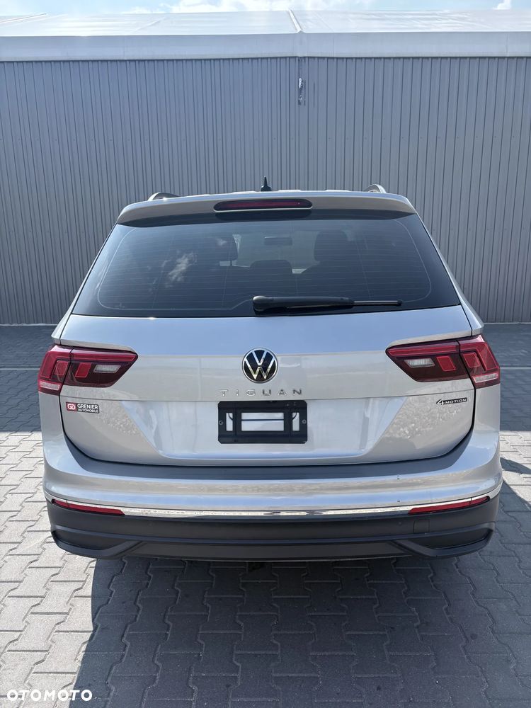 Volkswagen Tiguan - 4