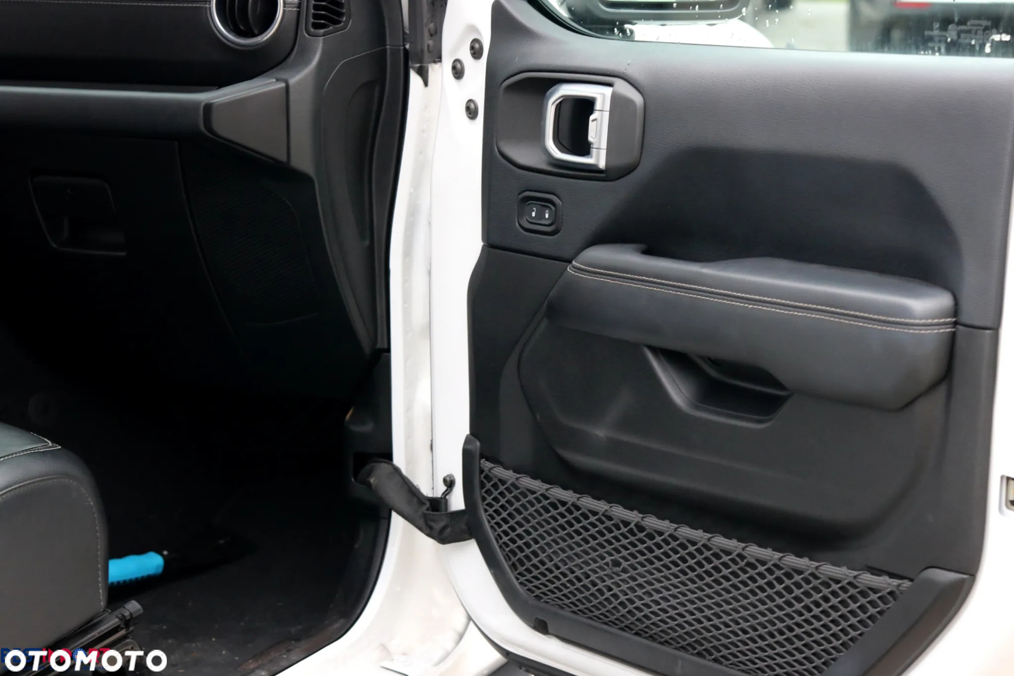 Jeep Wrangler - 19