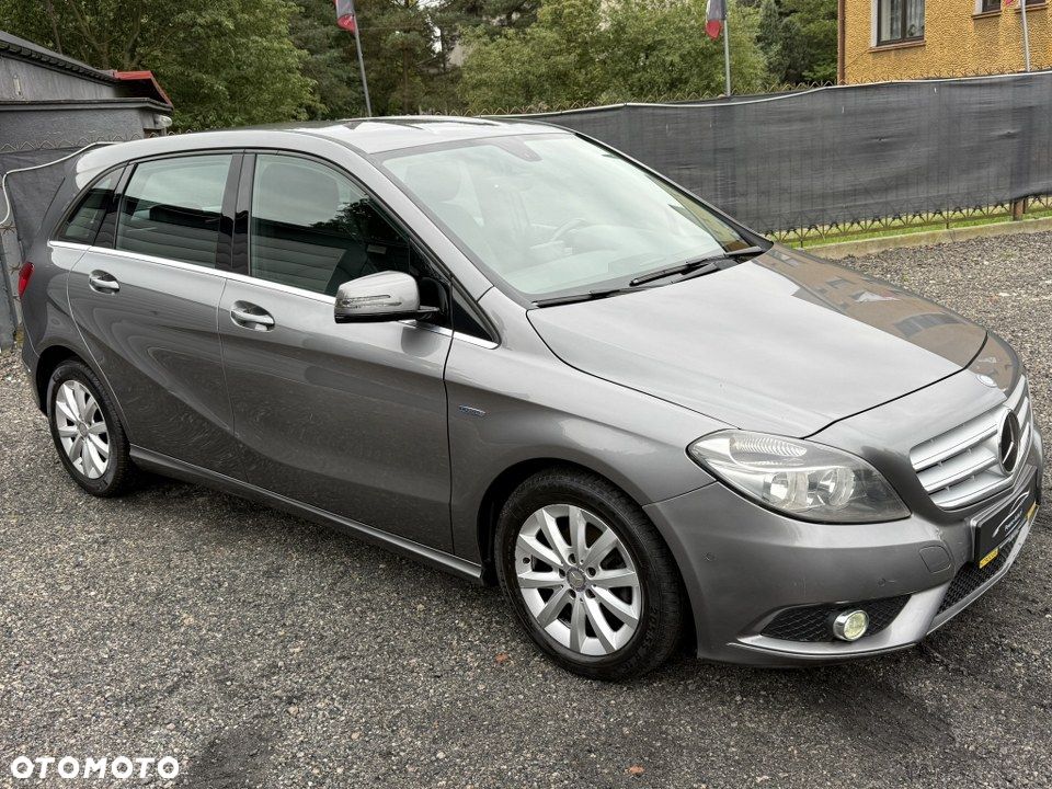 Mercedes-Benz Klasa B 180 (BlueEFFICIENCY) 7G-DCT - 5