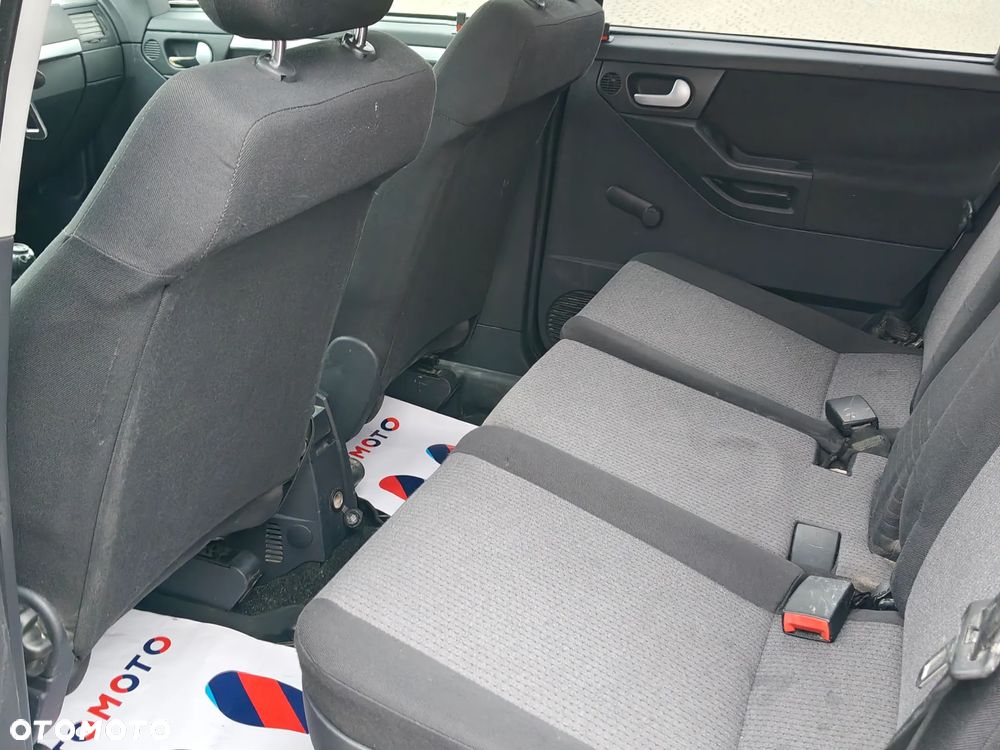 Opel Meriva 1.6 16V Enjoy - 11