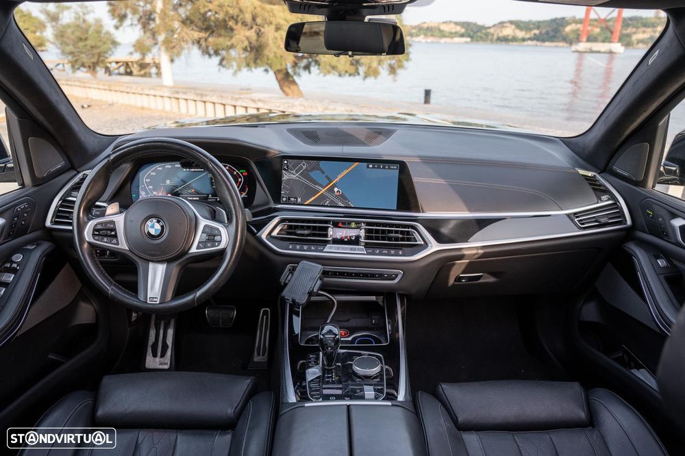 BMW X7 M50d - 14
