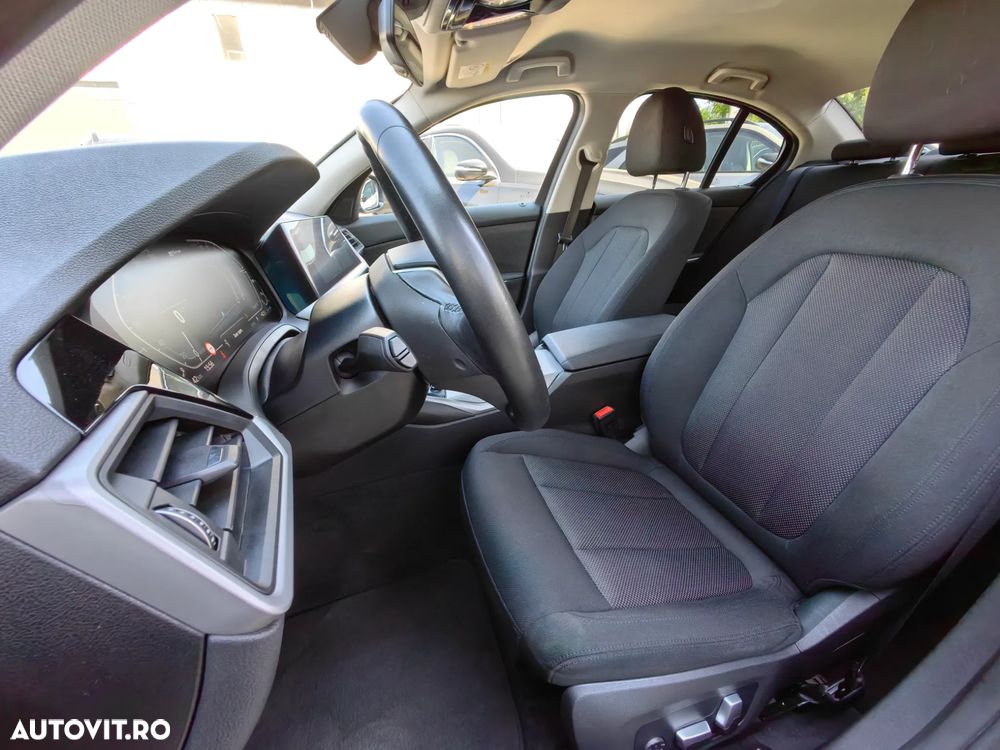 BMW Seria 3 330e iPerformance Advantage - 16