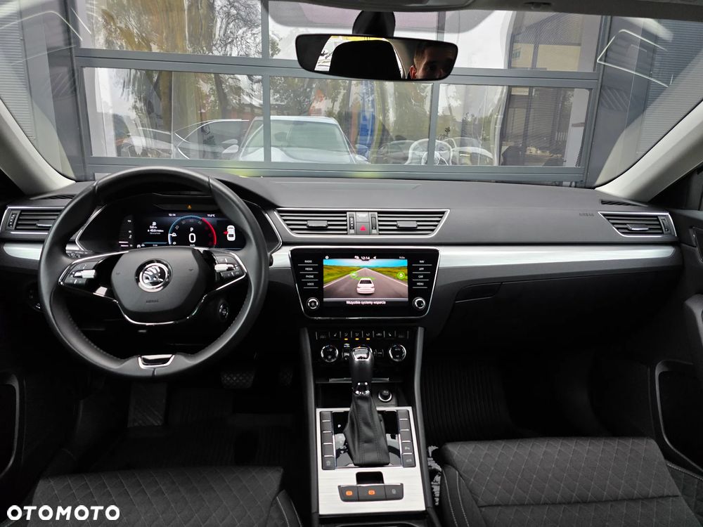 Skoda Superb 2.0 TDI SCR Ambition DSG - 16