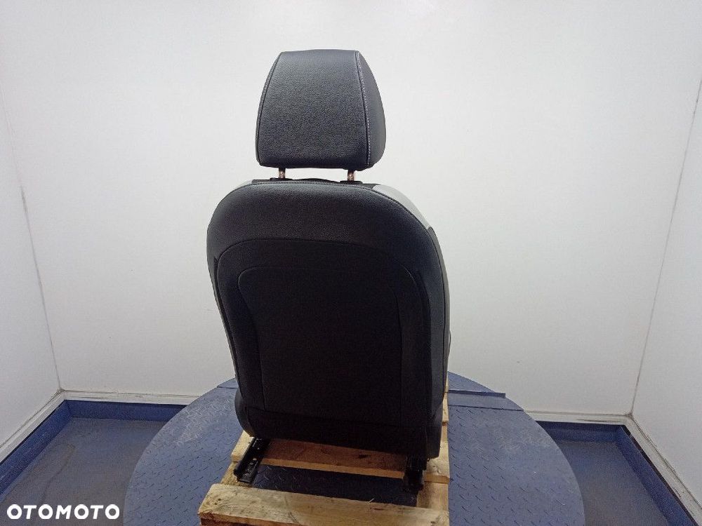 KIA STONIC LIFT 20-25 FOTEL LEWY PRZEDNI KIEROWCY. - 4