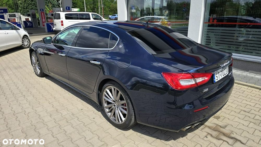 Maserati Quattroporte - 7