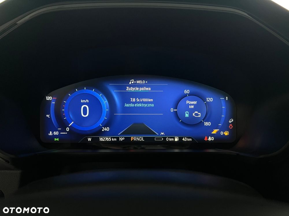 Ford Kuga 2.5P PHEV FWD ST-Line - 26