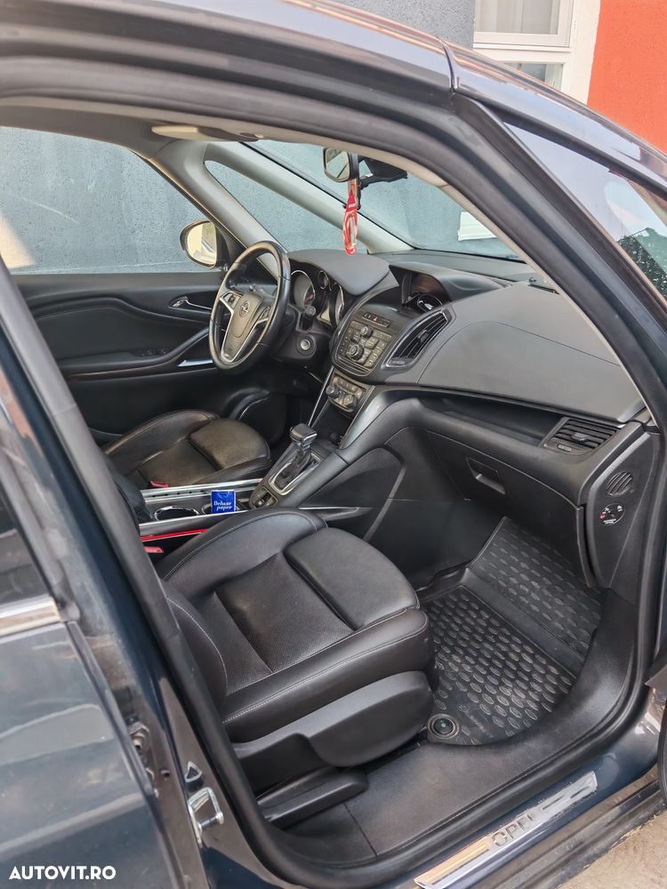 Opel Zafira Tourer 2.0 CDTI Automatik Style - 39