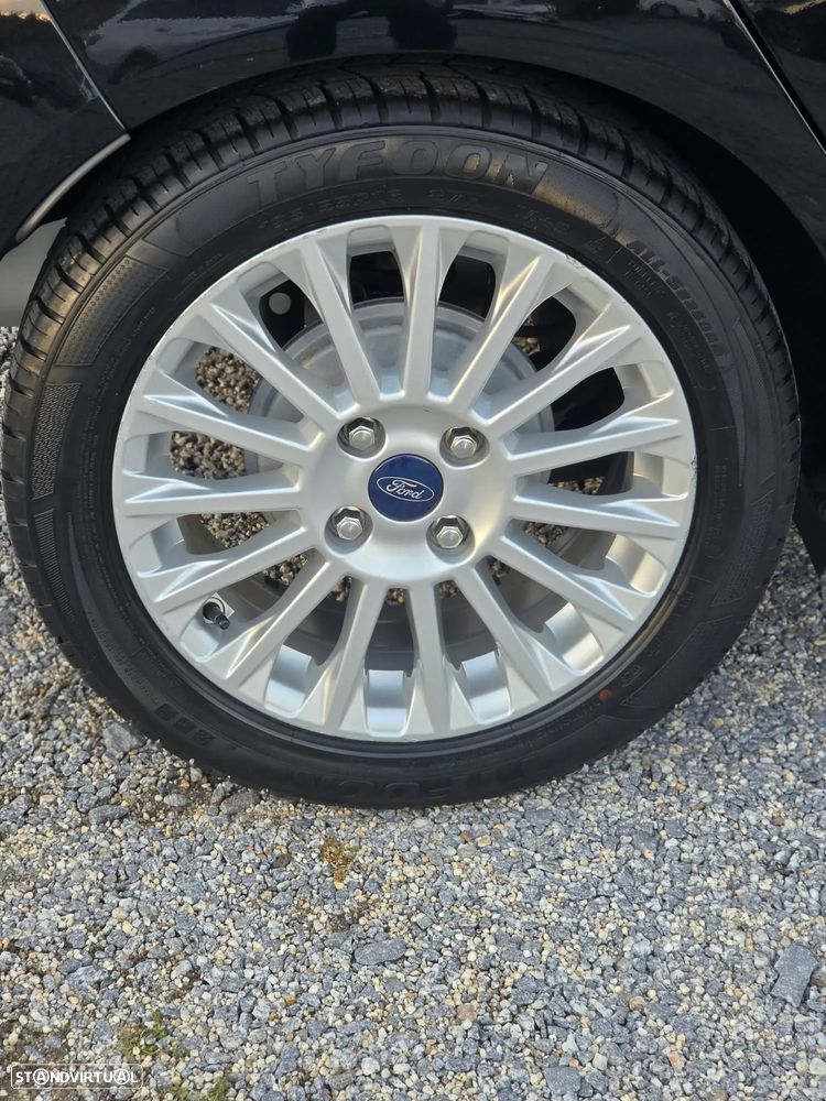 Ford Fiesta 1.0 T EcoBoost Titanium - 25