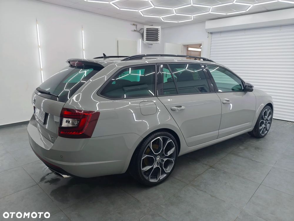 Skoda Octavia 2.0 TSI RS 230 DSG - 6