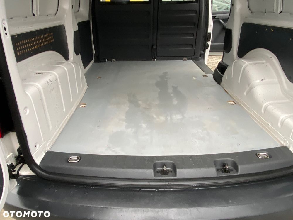 Volkswagen CADDY - 19