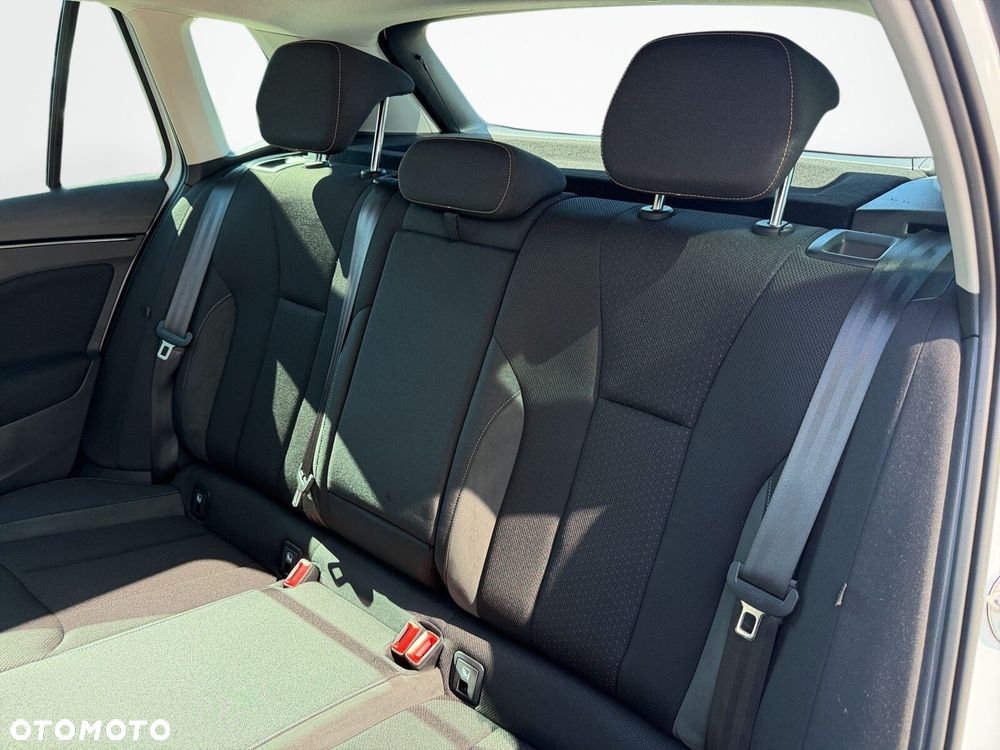 Skoda Kamiq 1.0 TSI Style DSG - 33