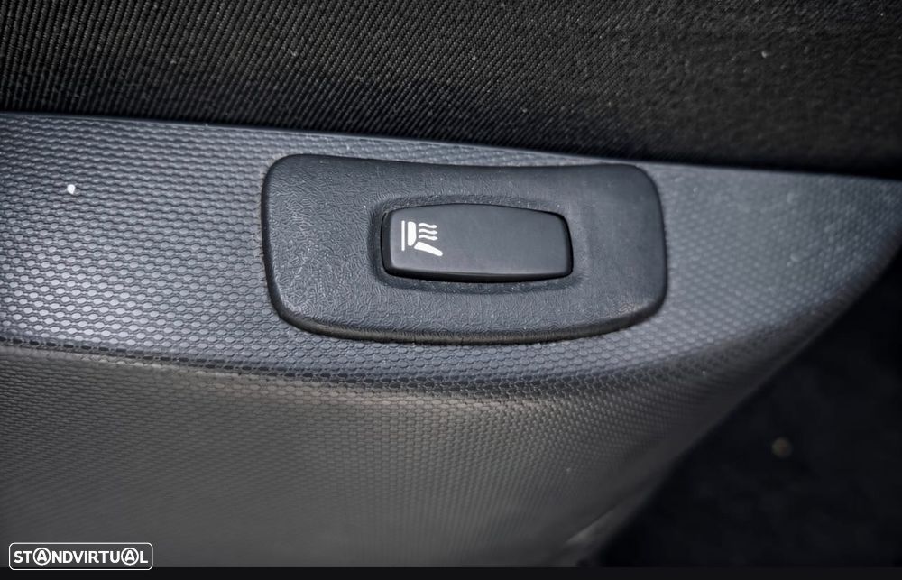 Renault Captur - 16