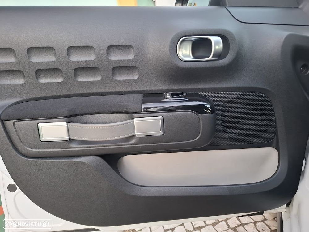 Citroën C3 Pure Tech S&S Shine Pack - 24