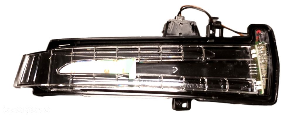 MERCEDES W176 W212 Kierunkowskaz lusterka prawy OE - 1