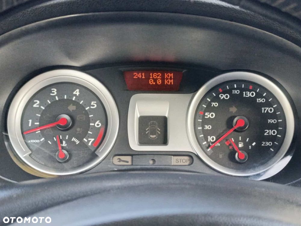 Renault Clio 1.2 16V 75 Dynamique - 8