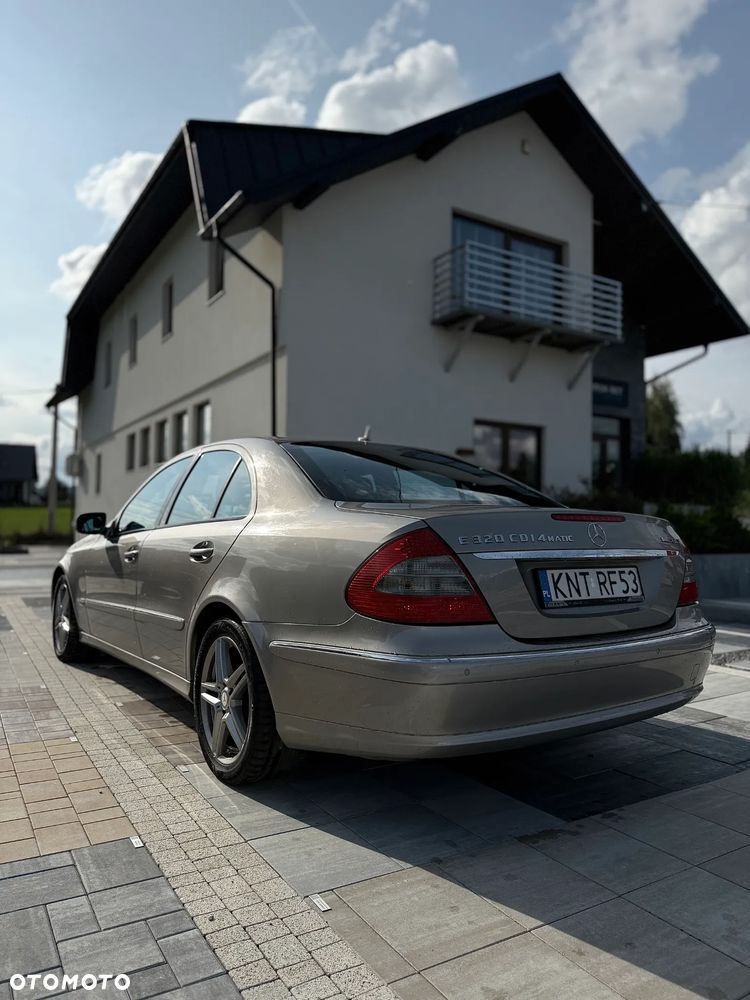 Mercedes-Benz Klasa E 320 CDI 4-Matic Avantgarde - 8