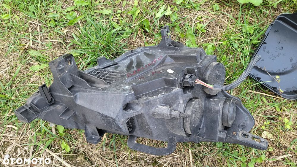 CITROEN BERLINGO II LIFT PARTNER LAMPA PRZOD PRAWA LEWA EUROPA - 10