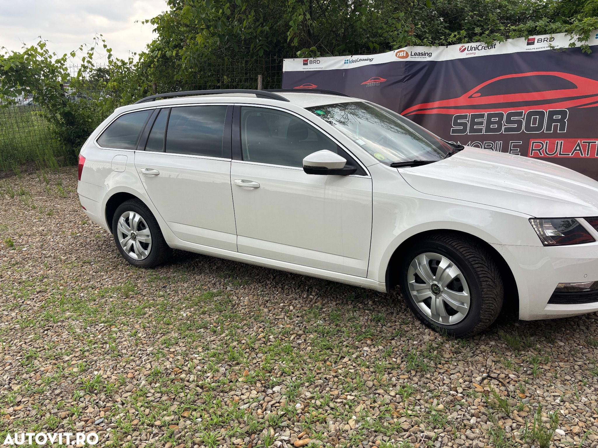 Skoda Octavia - 8