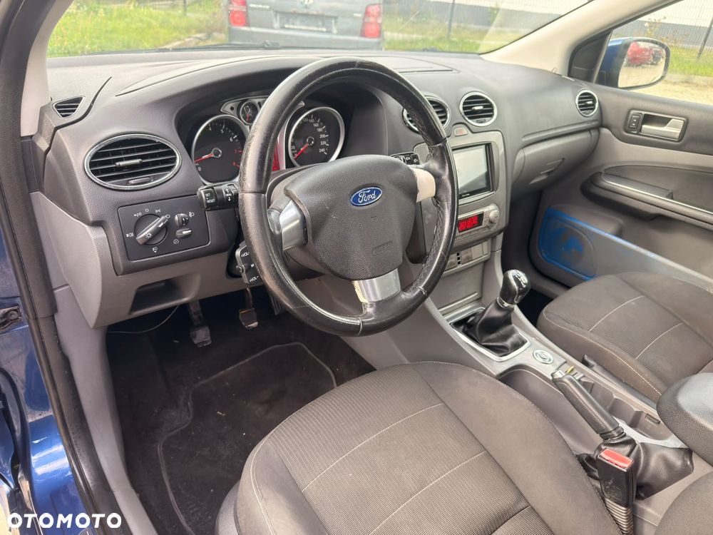 Ford Focus - 8