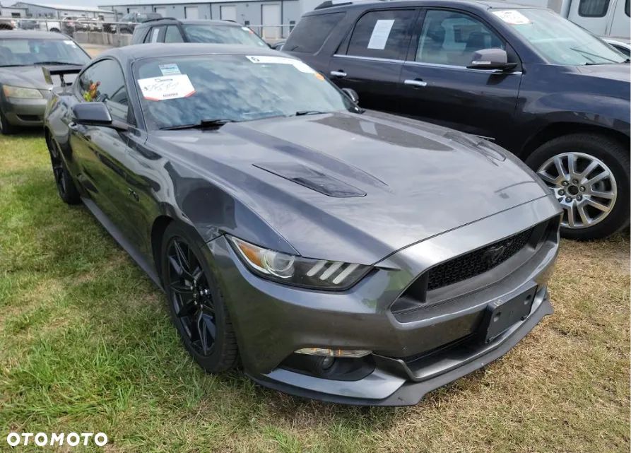 Ford Mustang 5.0 V8 GT - 3