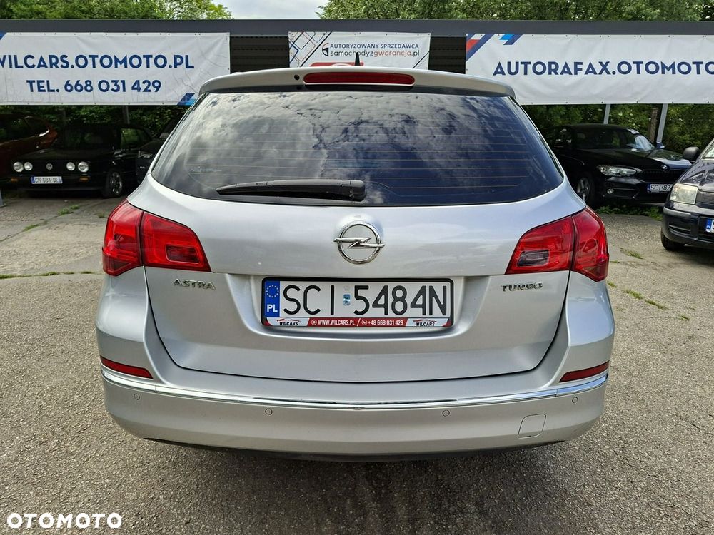 Opel Astra 1.4 Turbo - 10