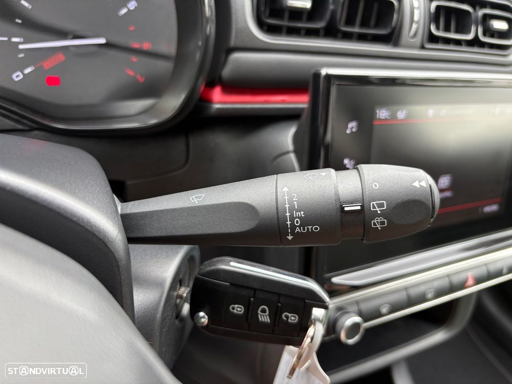 Citroën C3 1.2 PureTech Shine - 14