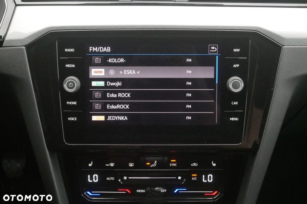 Volkswagen Passat Variant 2.0 TDI EVO Business - 10