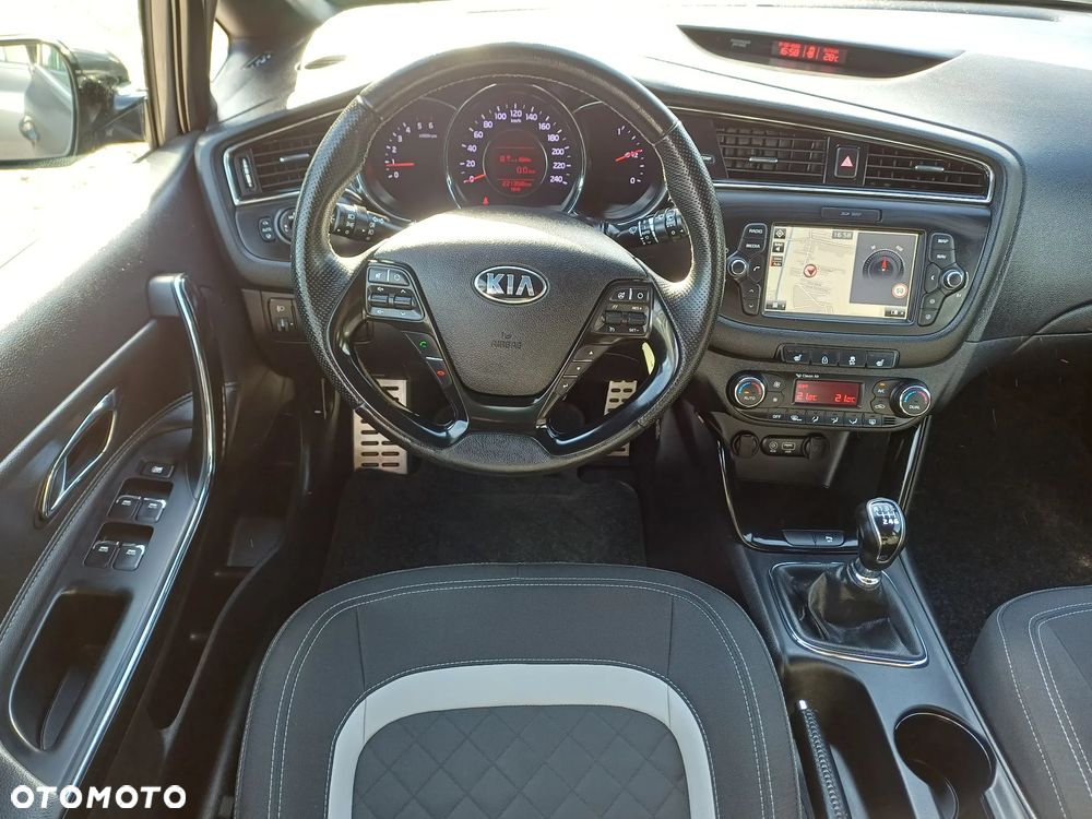 Kia Ceed 1.6 CRDi GT Line - 5