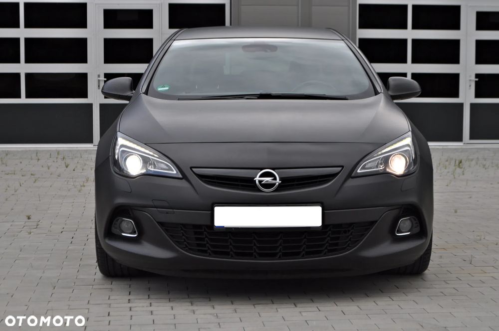 Opel Astra ver-iv-gtc-2-0-cdti-bi--turbo-s-s - 1