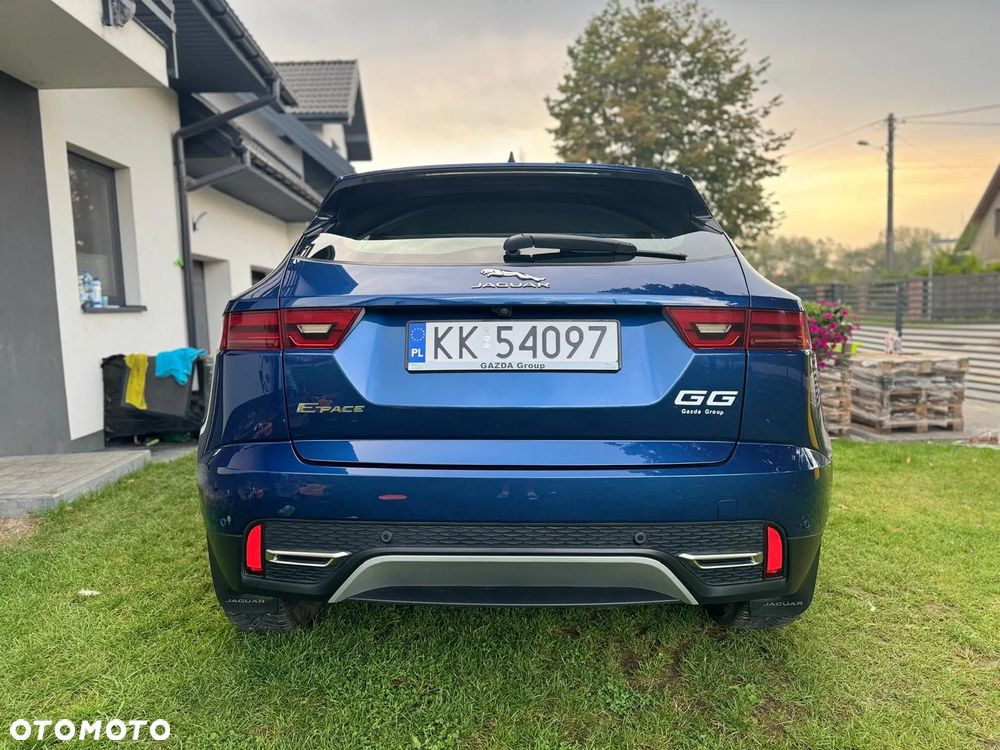 Jaguar E-Pace 1.5 P160 mHEV - 8