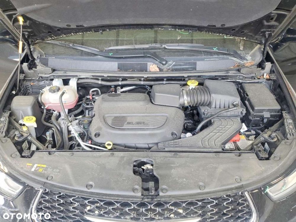 Chrysler Pacifica - 12