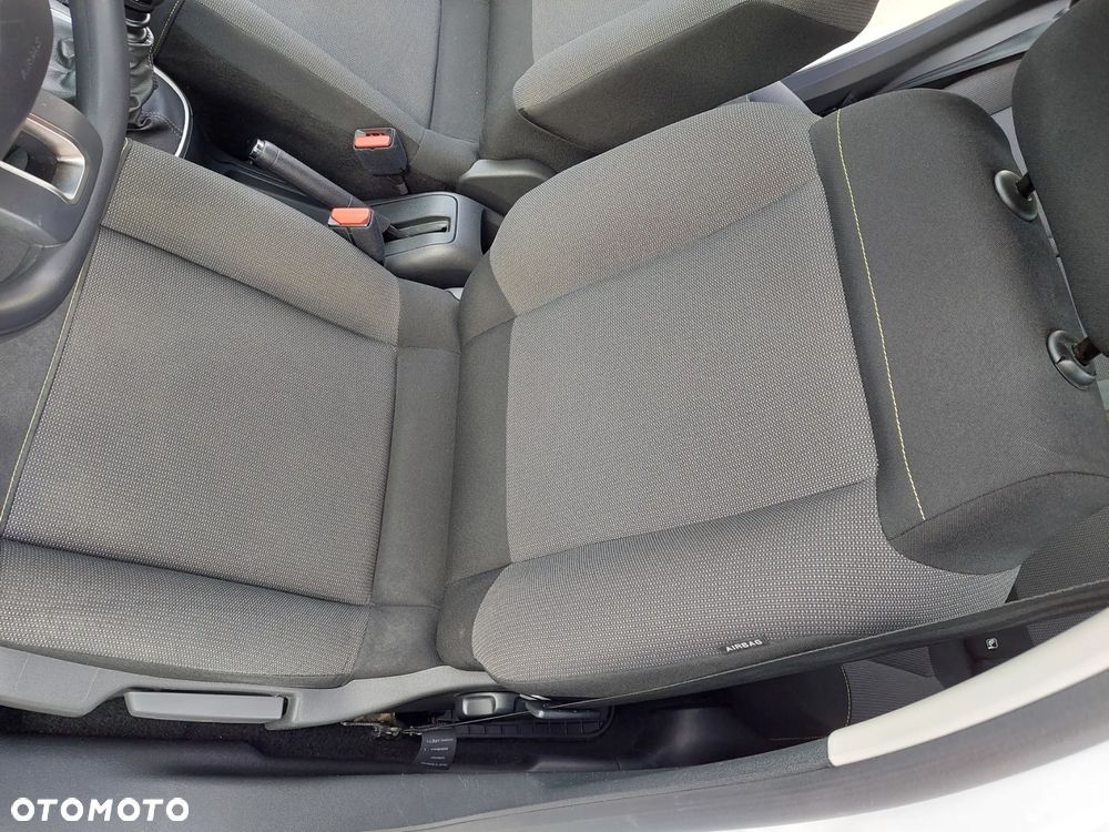 Citroën C3 1.2 PureTech Shine S&S - 27