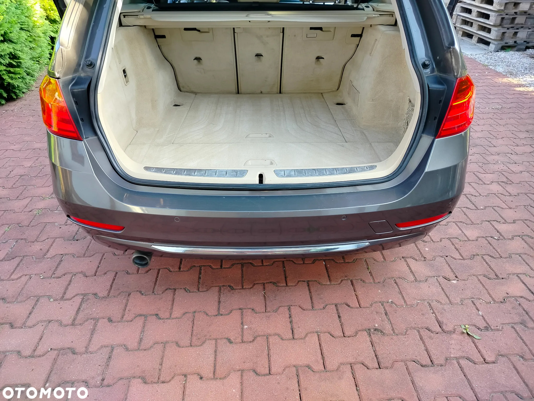 BMW Seria 3 318d Luxury Line - 13