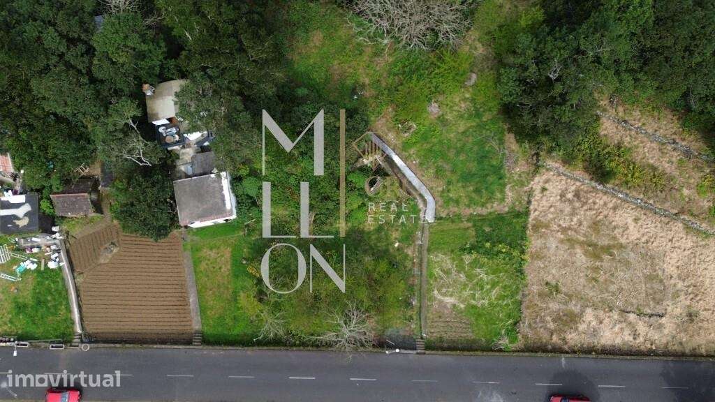 Terreno plano com 1200m2 no Chão da Ribeira – Seixal, com dois palheir - Grande imagem: 3/8
