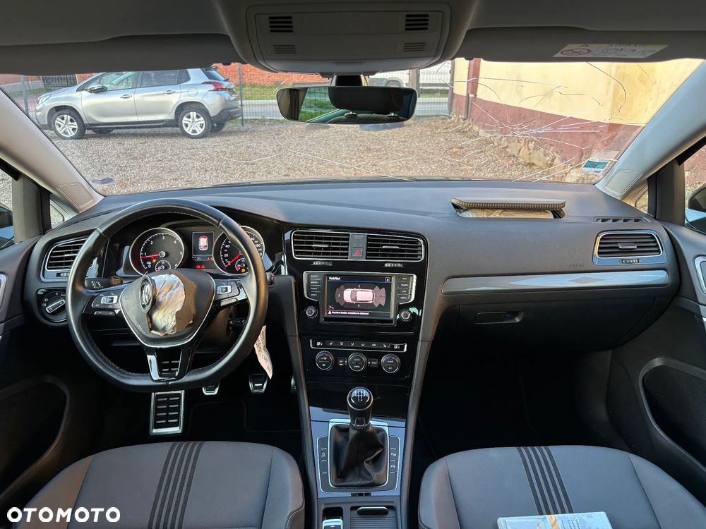 Volkswagen Golf 1.6 TDI BlueMotion Technology Allstar - 11