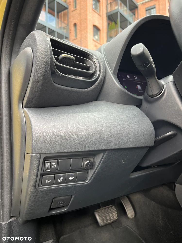 Toyota Yaris Cross Hybrid 1.5 Adventure - 25