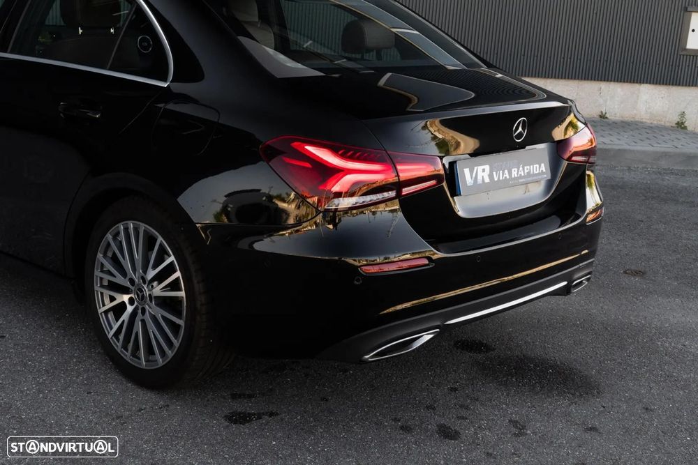 Mercedes-Benz A 180 Limousine d Progressive Aut. - 36