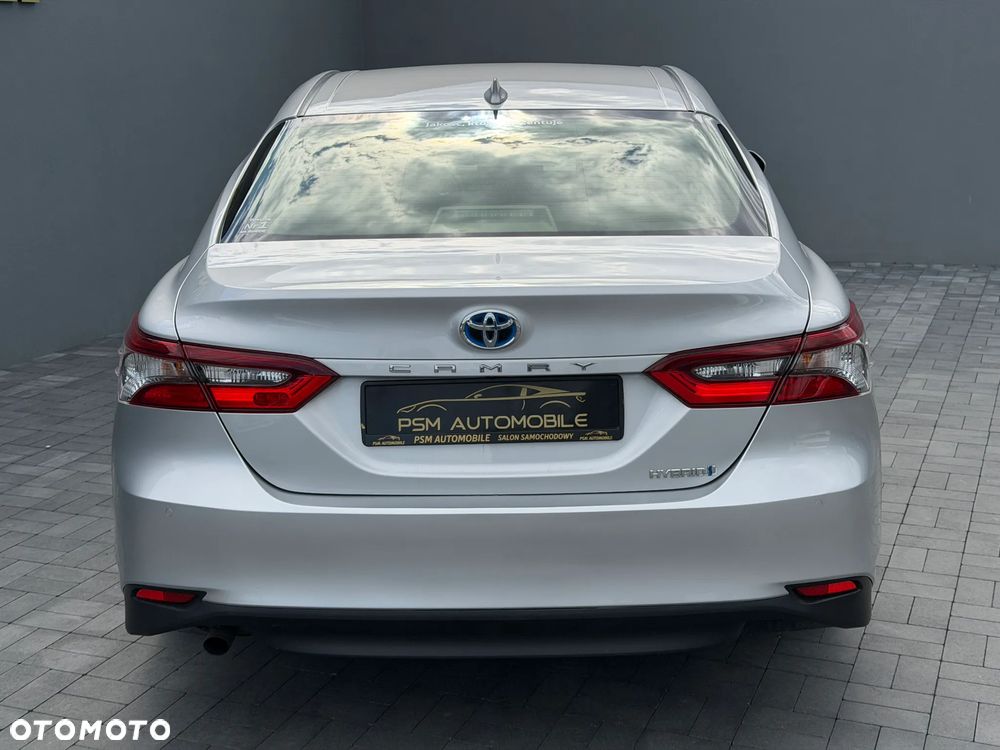 Toyota Camry 2.5 Hybrid Comfort CVT - 11