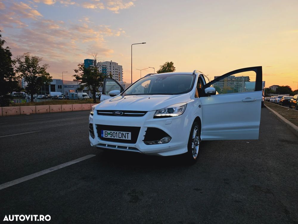 Ford Kuga 2.0 TDCi 4x4 Aut. Titanium - 3