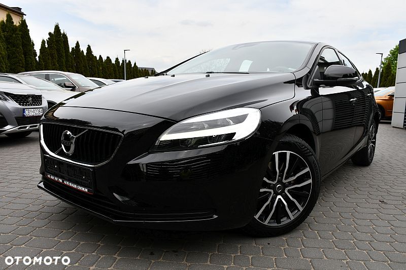 Volvo V40 T2 Momentum - 2
