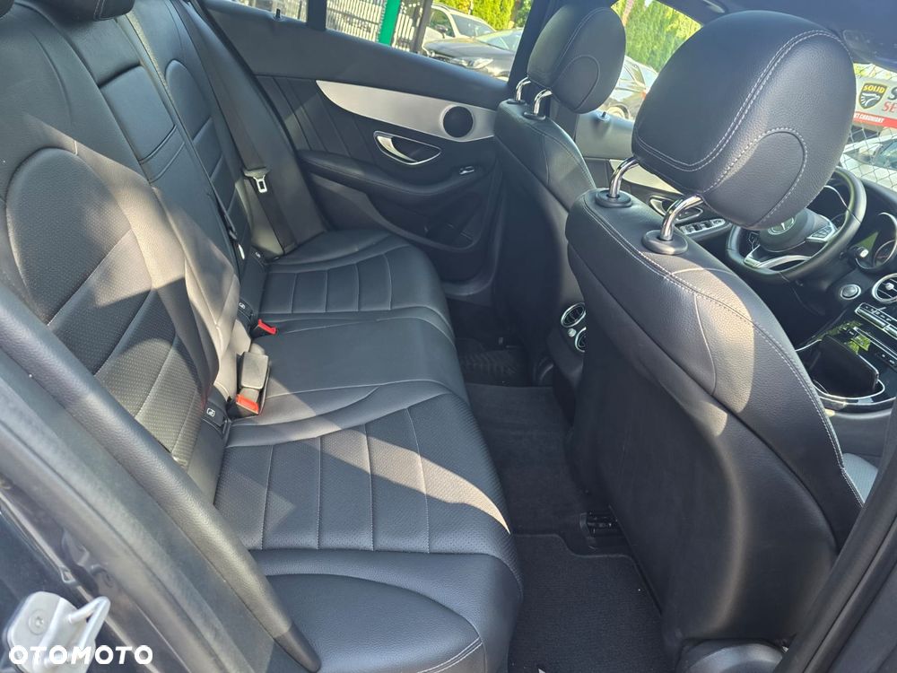 Mercedes-Benz Klasa C 220 d 9G-TRONIC Exclusive - 24