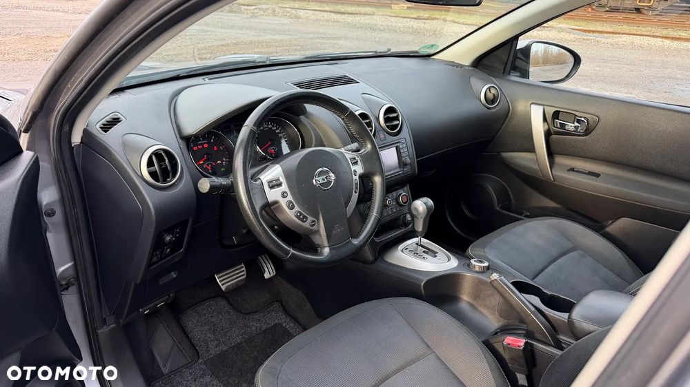 Nissan Qashqai+2 2.0 dCi 4x4 Tekna - 2