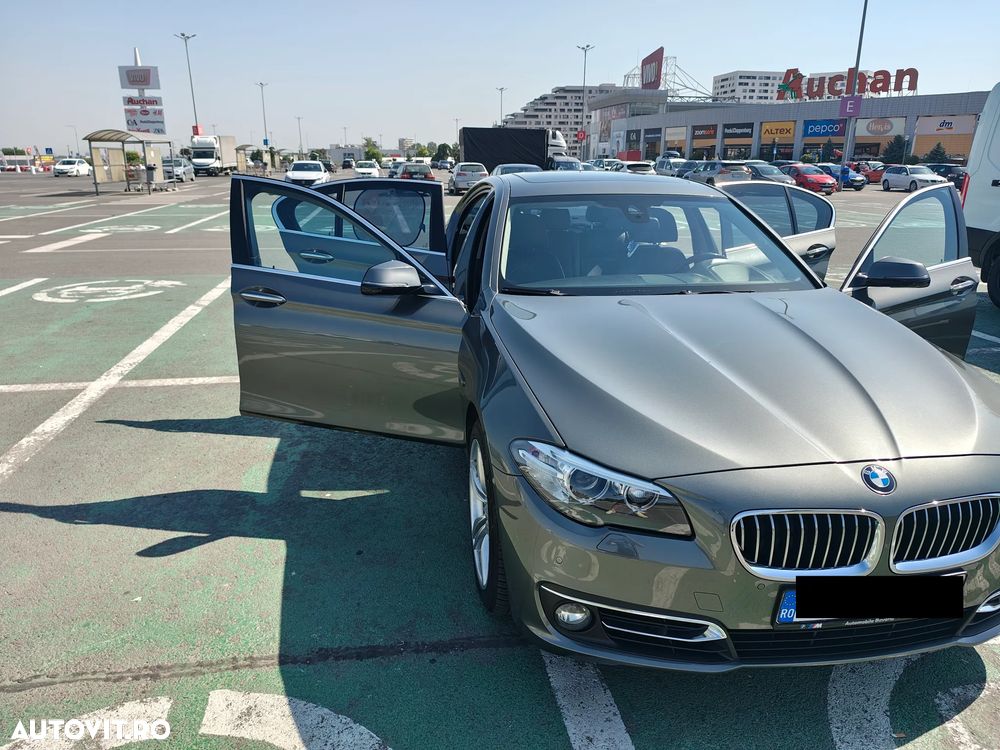 BMW Seria 5 525d xDrive AT - 2