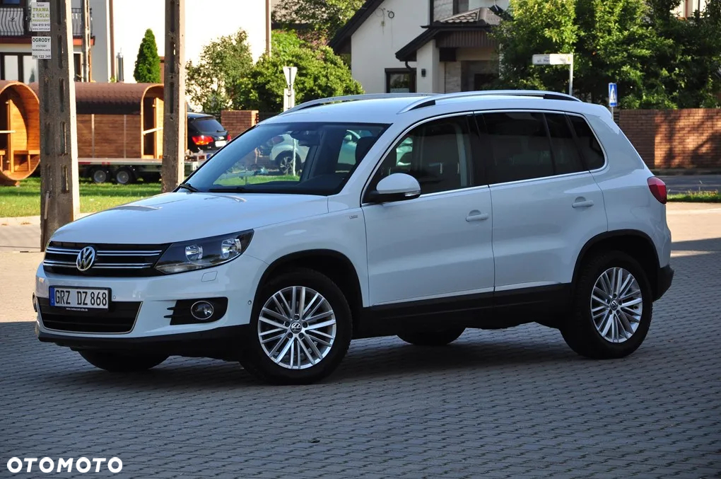 Volkswagen Tiguan 2.0 TDI DPF BlueMotion Technology Cup Sport & Style - 4