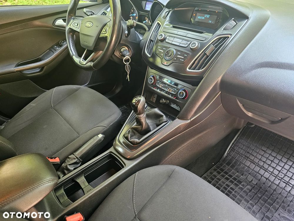 Ford Focus - 15